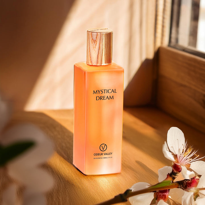 Long-lasting Mystical Dreams perfume – perfect gift for special occasions and daily wear.